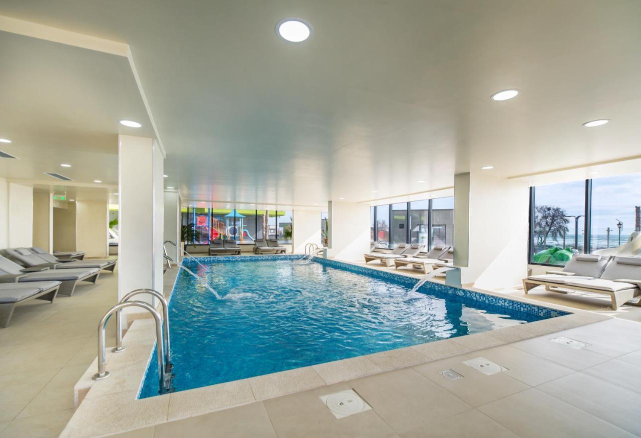 Summer Studio Spa N Pools Beach Resort Năvodari Exterior foto
